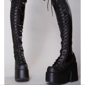 Over knee platform boots